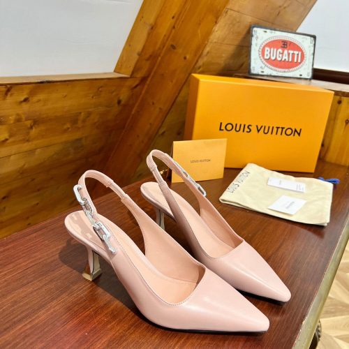 high-heeled shoes