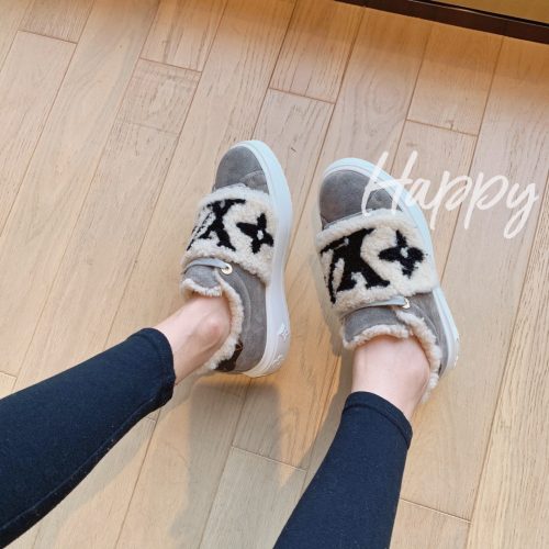 LL sneakers