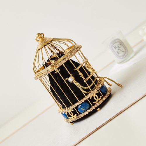 CC bird cage