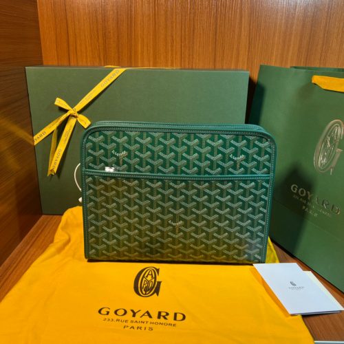 go cosmetic bag