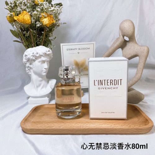 Giv perfume