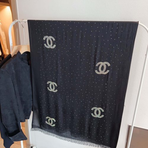CH scarf