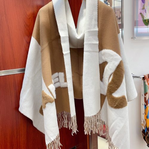CH scarf