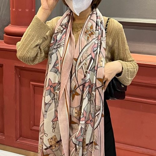 LL scarf