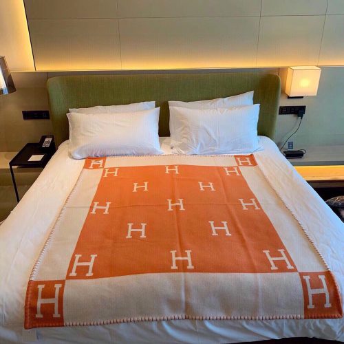 HH woollen blanket