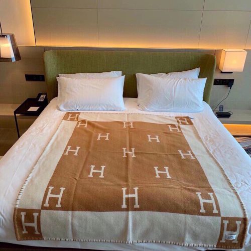 HH woollen blanket