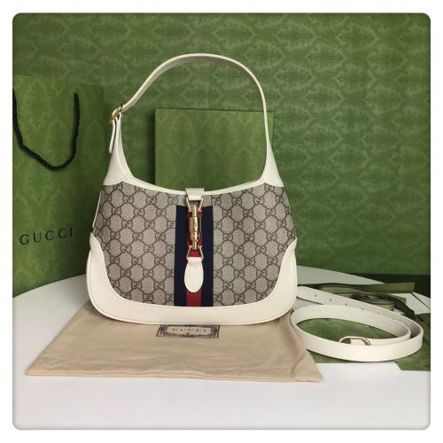 Fashionable leather bag for women