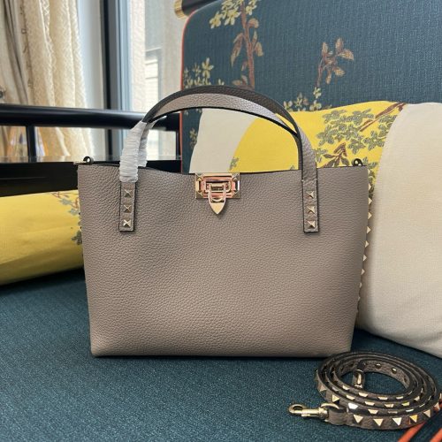 The tote bag