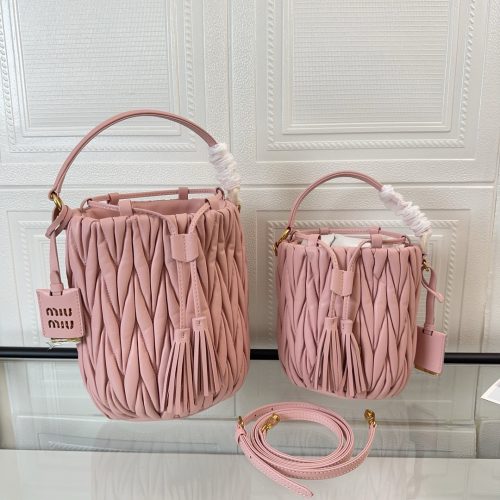 New Bucket Handbag