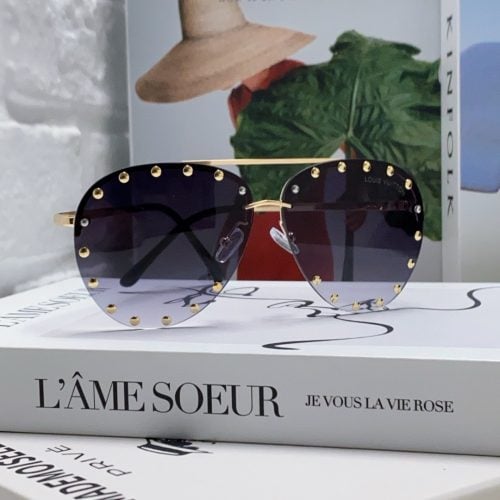 eyeglasses