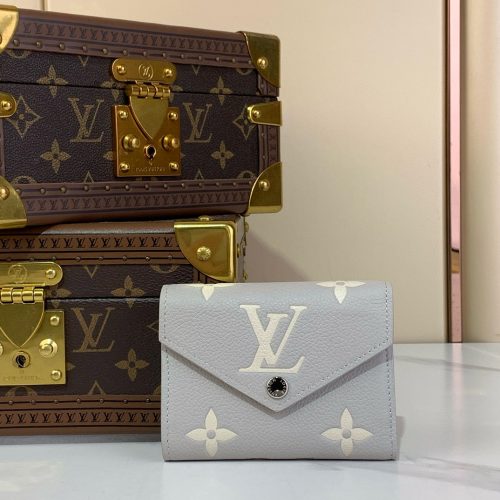 VICTORINE wallet
