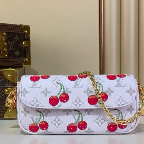 TM WALLET ON CHAIN IVY handbag