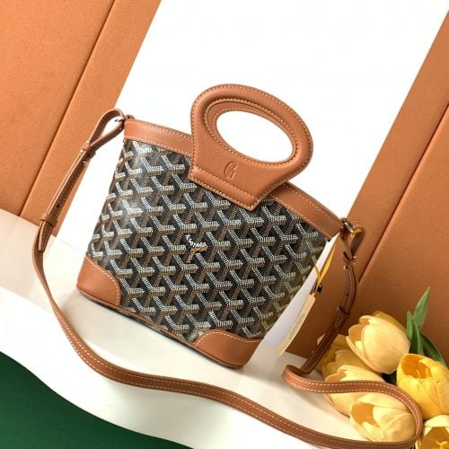 The BELUGA bag