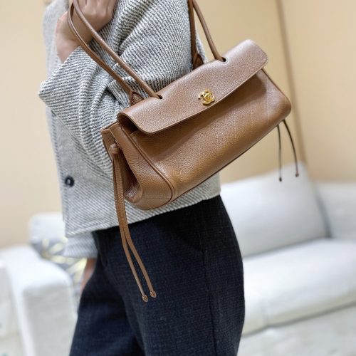 Leather Baguette Shoulder Bag