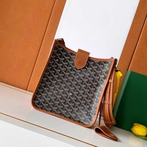 High quality mirror products 2 Musette PM Crossbody Bag detail view 19