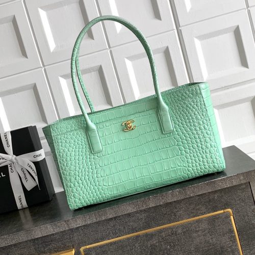 High quality mirror products 2 Croc Embossed Leather Tote Bag detail view 19