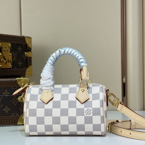 High quality mirror products 9 Nano Speedy Handbag front view