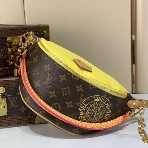 High quality mirror products 2 ParisA Velo BumbagBag model M27237 image 1