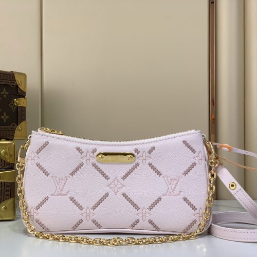High quality mirror products 6 Pochette Liv Handbag front view